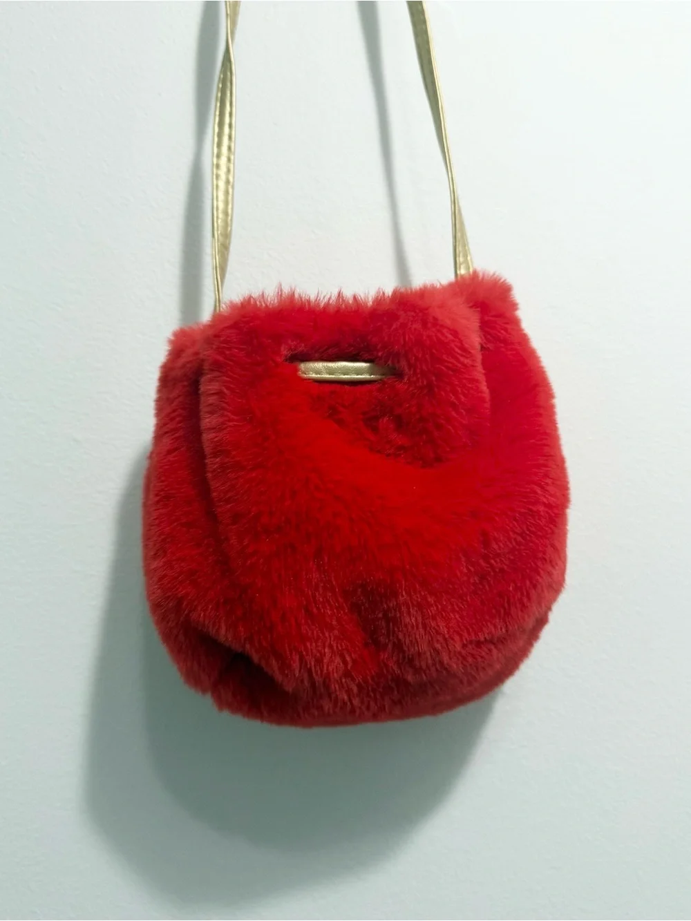 Unbranded Girls Red Plush Faux Fur Crossbody Purse OS